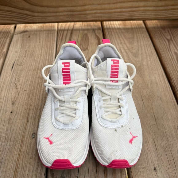 Puma Kids Sneakers - White and Pink Sz5 - Picture 3 of 5